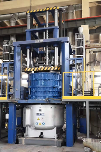 Low pressure casting machine